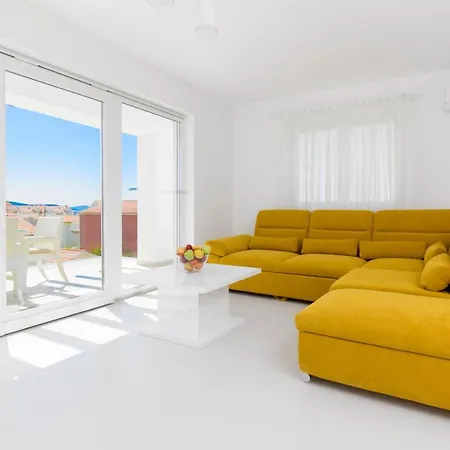 Royal Ii Gostinjska kuća