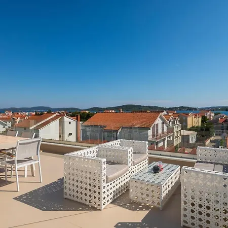 بيت ضيافة Royal Ii 4*