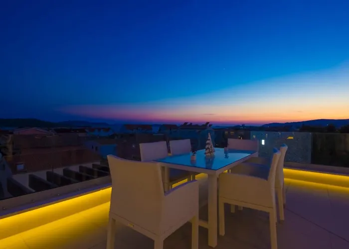 بيت ضيافة Royal Ii