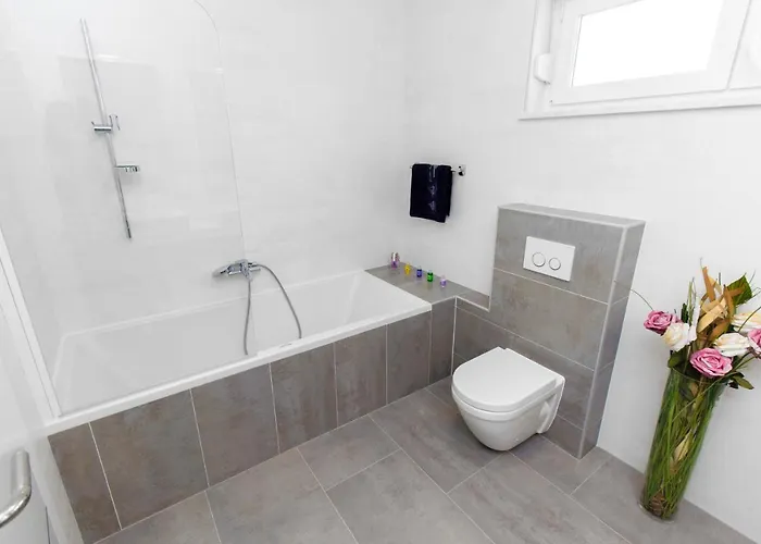 Gasthuis Royal Ii 4*